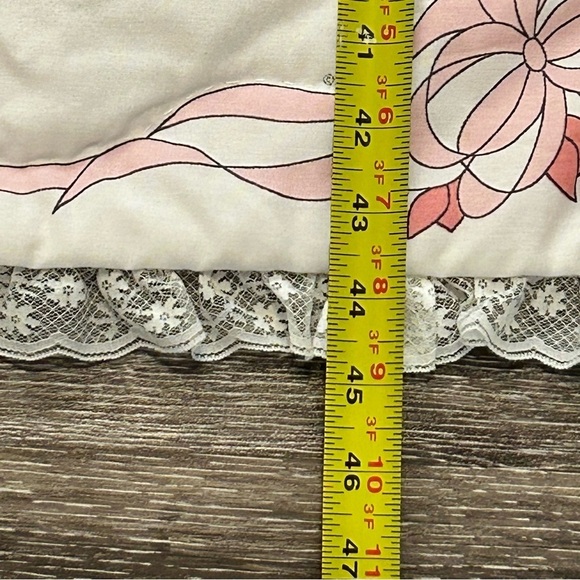 Precious Moments Hand Sewn Vintage Baby Quilt or Wall Hanging - Picture 13 of 16